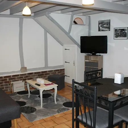 Ma Petite Neuvillaise